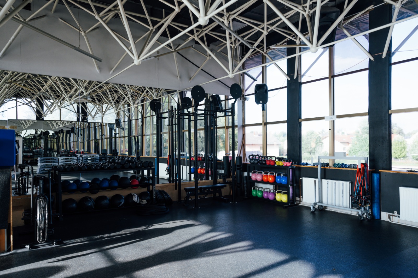 MAXXGYM Ljubljana - Fitnes center slide 4