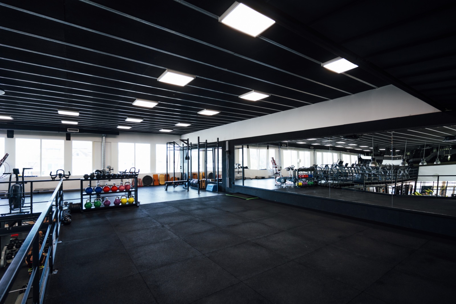 MAXXGYM Ljubljana - Fitnes center slide 8